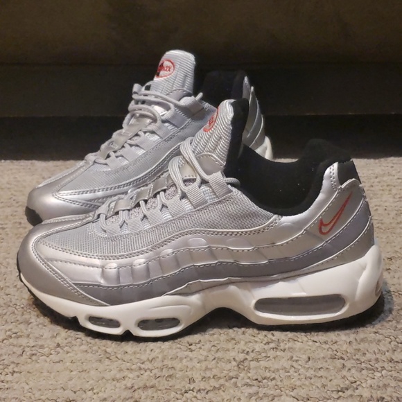 nike 95 silver